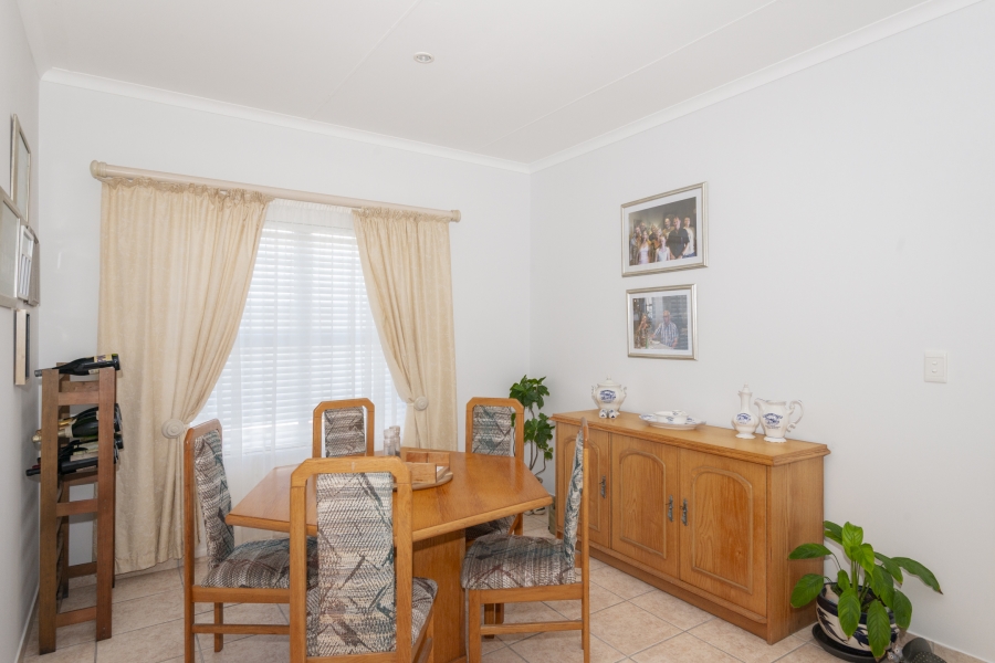 3 Bedroom Property for Sale in Country Club Western Cape